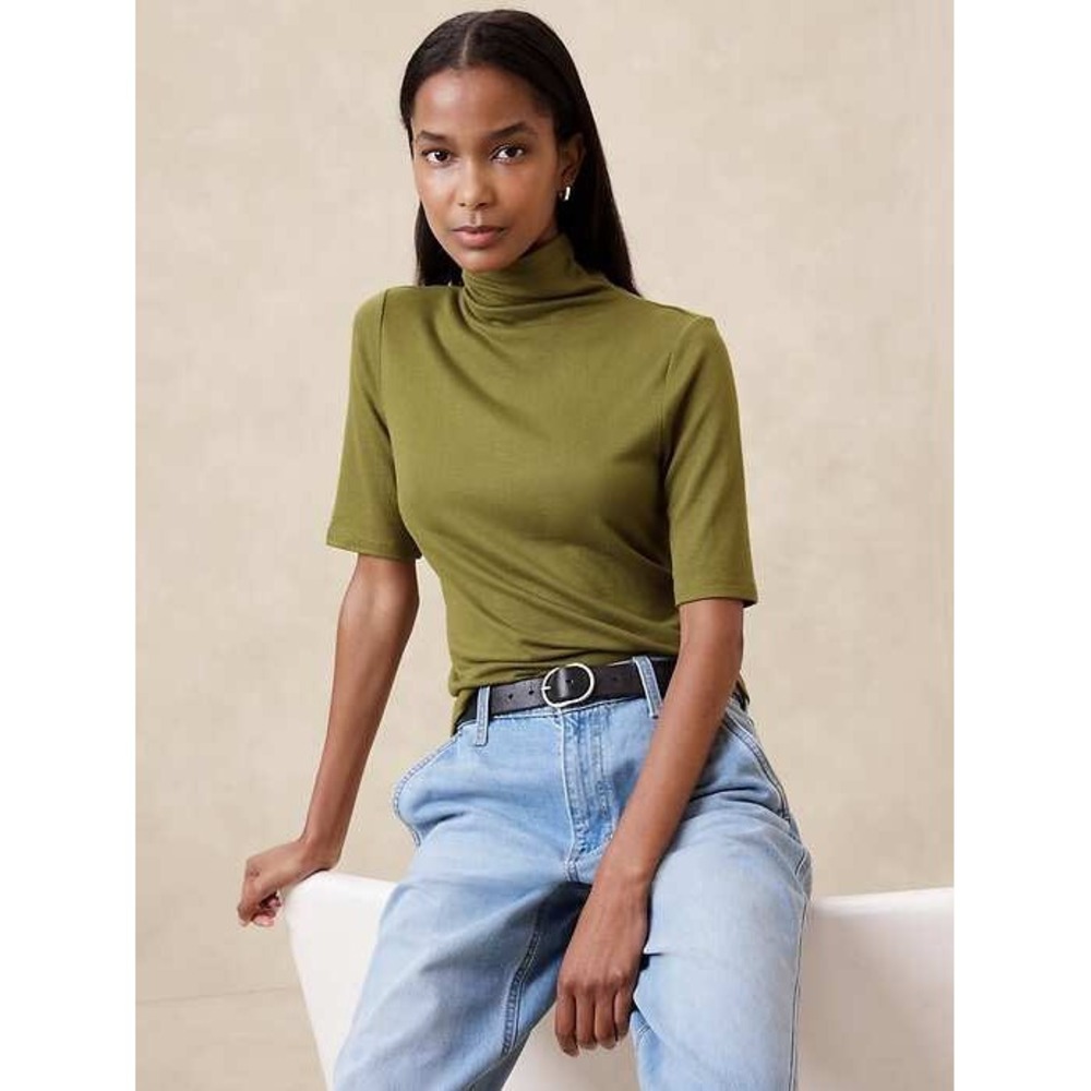 Banana Republic Soft Luxe Olive Green Mock Neck Elbow Sleeve Top Small